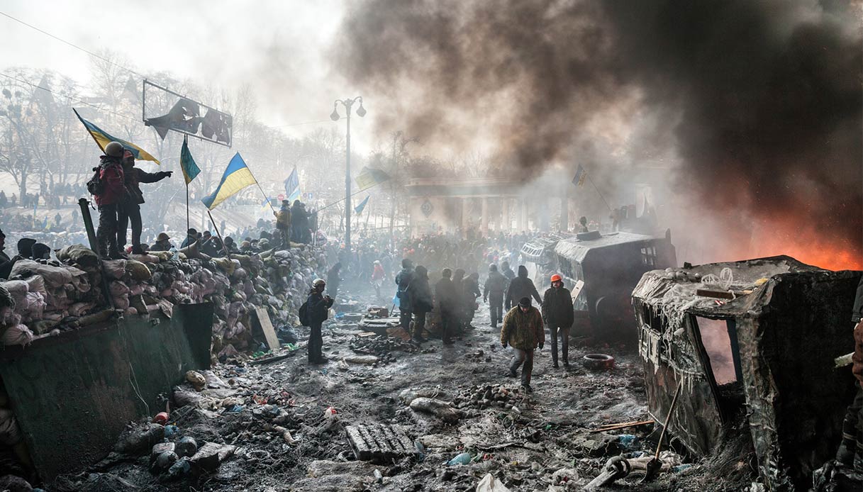 Dalla crisi all’orlo della guerra in Ucraina: il riassunto e le tappe