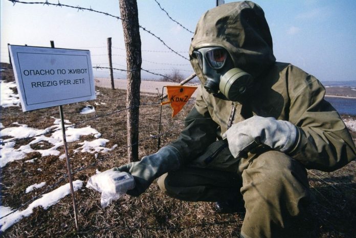 Il Regno Unito invia munizioni all'uranio impoverito in Ucraina e Putin avverte del rischio di un cimitero radioattivo - Grandeinganno
