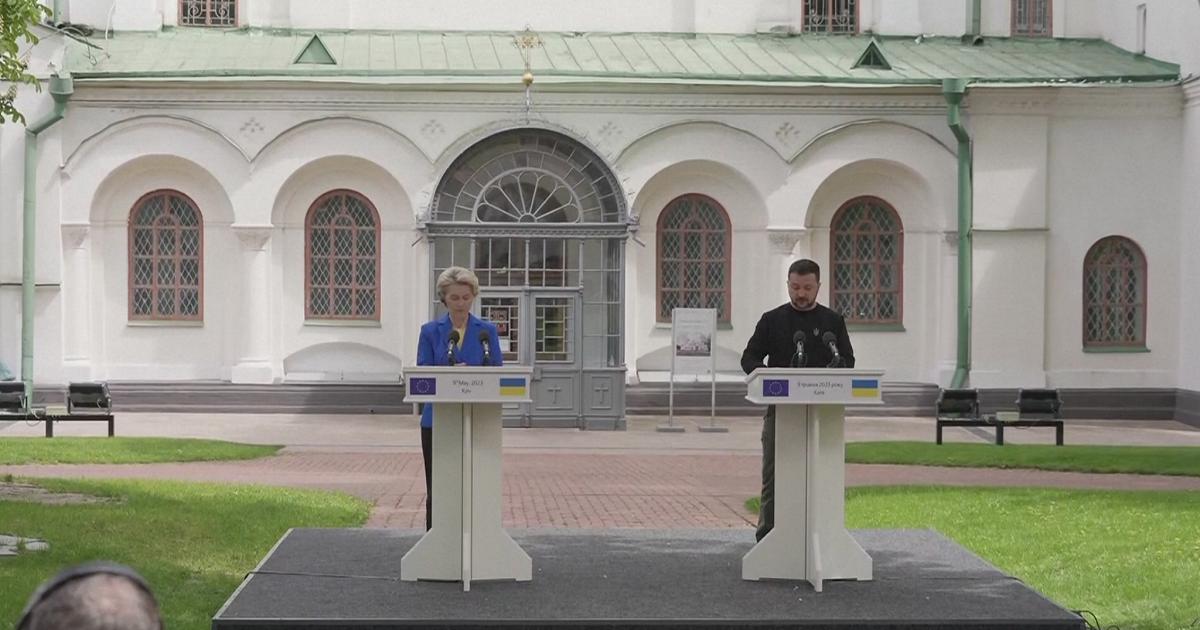Ursula von der Leyen a Volodymyr Zelensky: "Putin ha paura del vostro cammino verso l'Ue" - Video