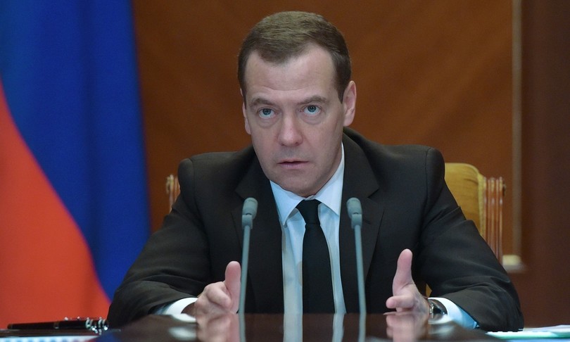 Medvedev: Gli Stati Uniti devono risarcire la Russia per la distruzione di Artemovsk, Mariupol e altri luoghi - Grandeinganno