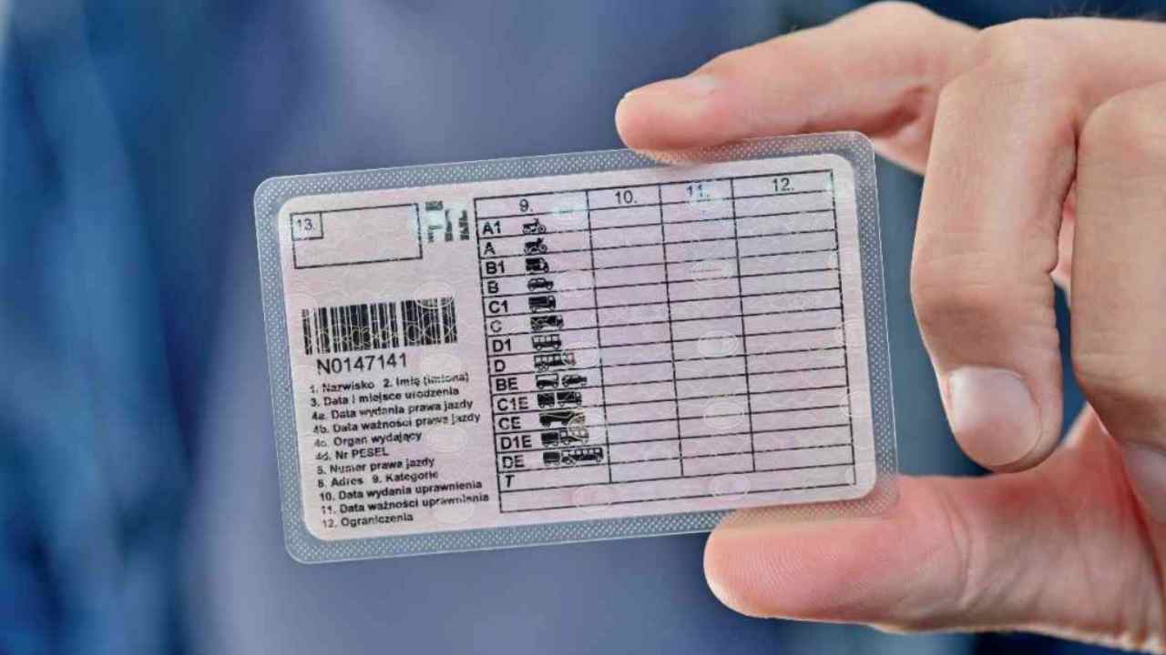 Patente, non te la rinnovano più con la nuova legge: controlla subito se sei tra quelli colpiti - solomotori.it