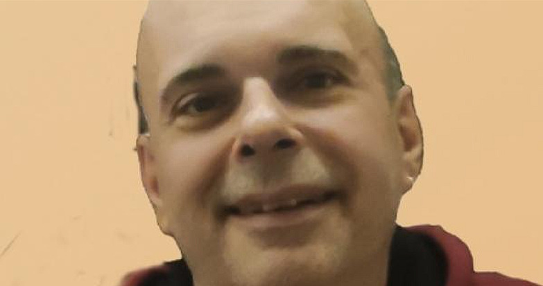 Malore improvviso: Maurizio Naso muore a 49 anni, esperto informatico. - Grandeinganno