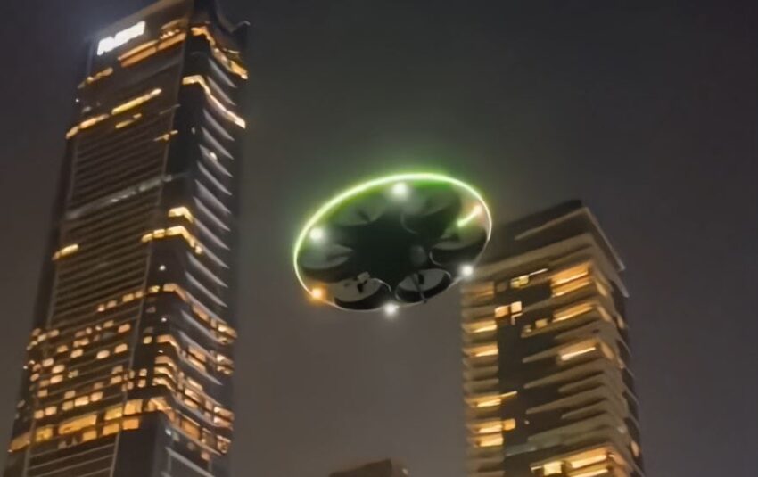 Avvistato UFO ma in realtà è una nuova tecnologica cinese - Grandeinganno