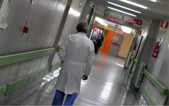 Italia, aumentano i casi di cancro prima dei 50 anni: i sintomi | Sky TG24