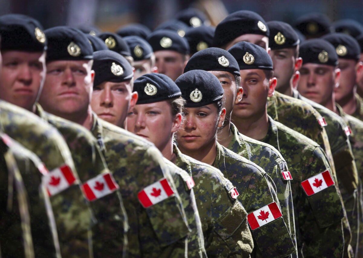 EXCLUSIVE: More Than 300 Military Members Launch $500 Million Lawsuit Over COVID Vaccine Mandates