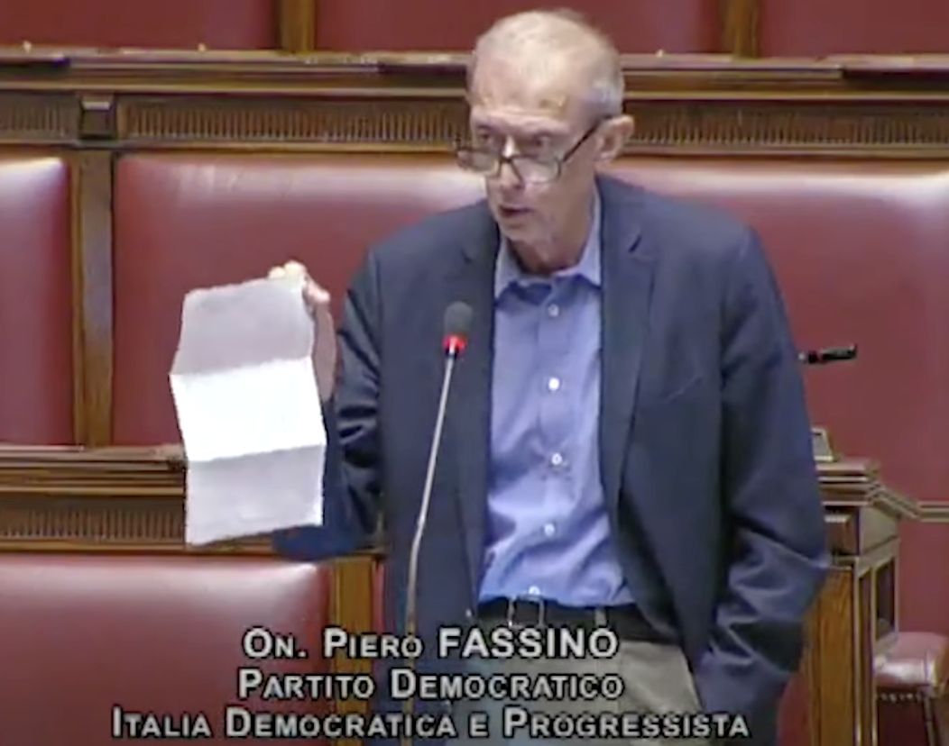Altroché 4.718 euro: ecco quanto guadagna veramente un Parlamentare - L'INDIPENDENTE