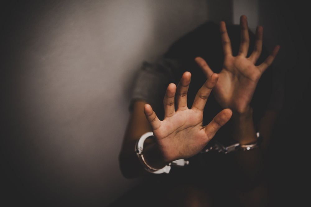 Il reato di tortura è già a rischio: depositata la proposta di abolizione - L'INDIPENDENTE