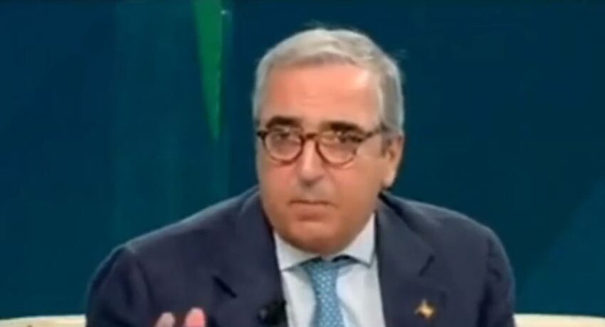 Gasparri: ci chiamano razzisti, ma noi stiamo facendo entrare un numero enorme di stranieri che cercano lavoro - Grandeinganno