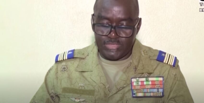 Niger: verso un intervento militare francese? - Grandeinganno