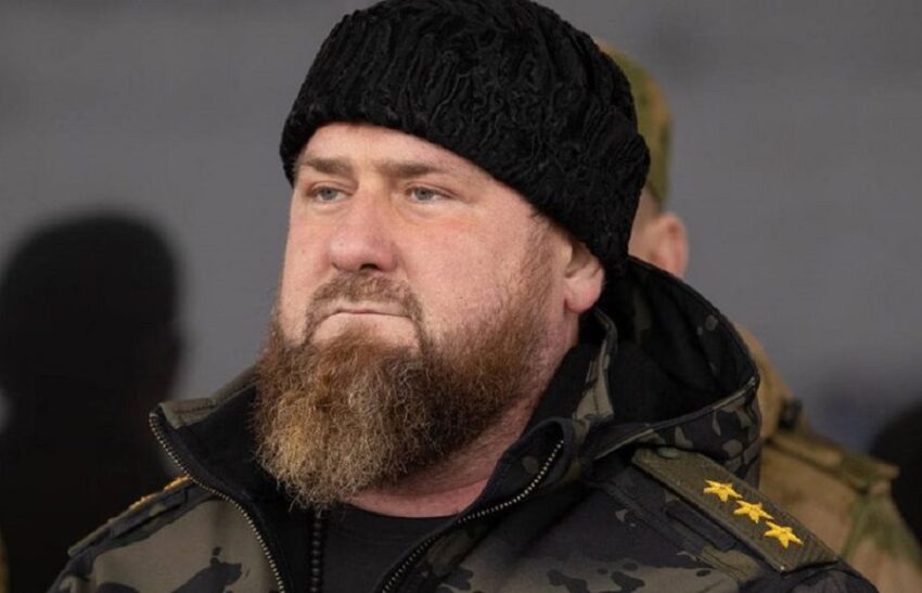L'intelligence ucraina: "Kadyrov, il leader ceceno, è in coma." Lui smentisce con una tranquilla passeggiata familiare. - Grandeinganno