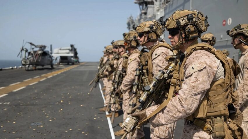 Il Pentagono ordina ai militari di prepararsi per il dispiegamento in Medio Oriente - Grandeinganno
