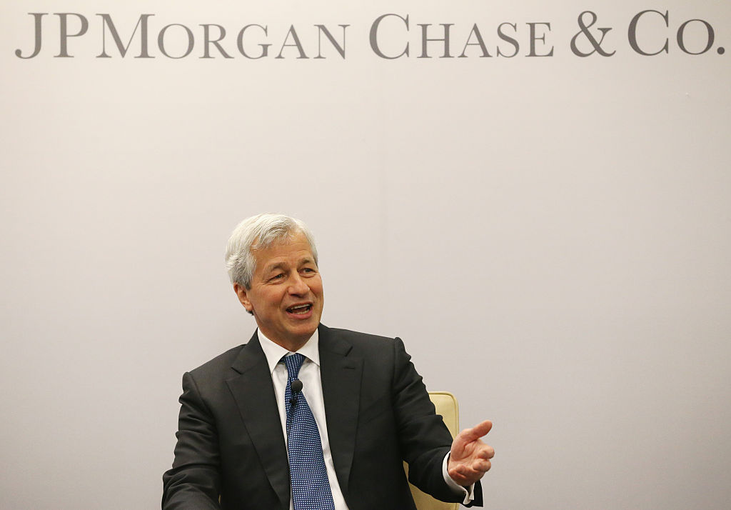 Jamie Dimon sull'IA: "Si lavorerà meno e si vivrà di più"