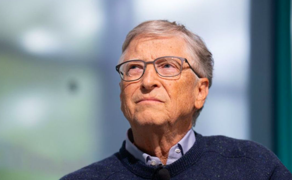 “Ecco come vivrete fra 5 anni…” Bill Gates, la profezia allucinante sull’intelligenza artificiale. Il delinquente eccitato per il fatto che le prossime generazioni non sapranno neppure utilizzare il cervello – DC NEWS