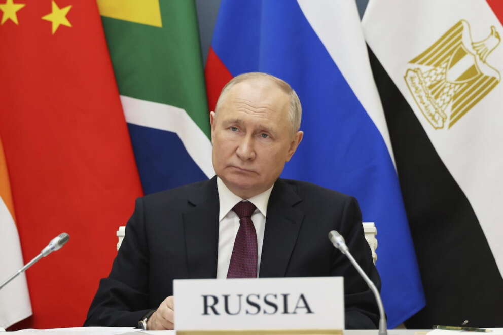 G20: Putin prevede un cambiamento radicale nell'economia mondiale: I motori di sviluppo si stanno spostando - Grandeinganno