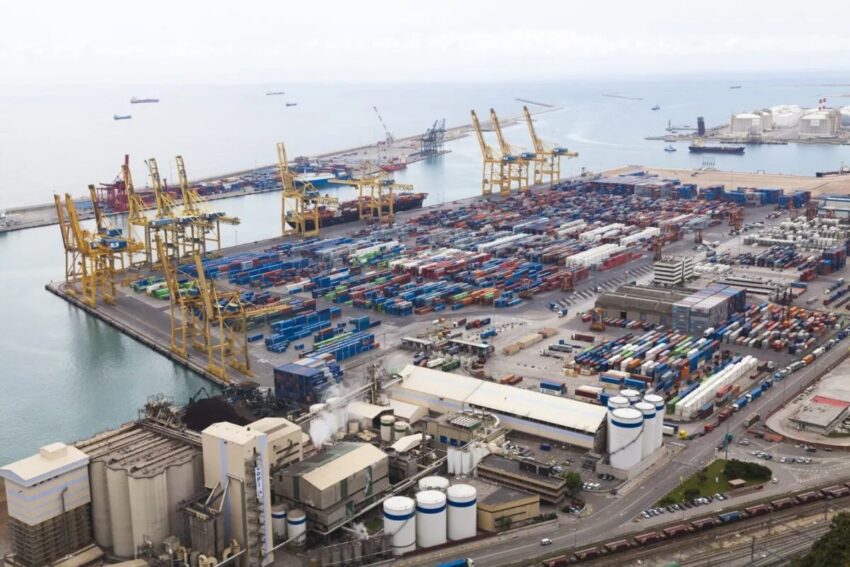 Portuali di Barcellona e Sindacati Belgi dicono stop al Trasporto di armi verso Israele: non permetteremo alle navi e aerei contenenti materiale bellico di operare - Grandeinganno