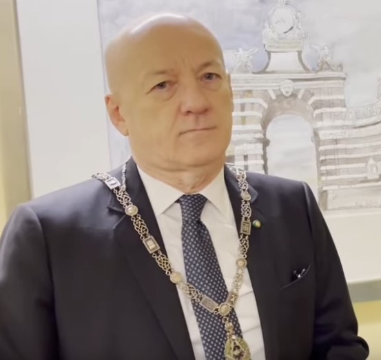 Oggi ad Alghero si installa una nuova Loggia Massonica “Masuccio Sechi n.1570”, alla presenza del Venerabilissimo Gran Maestro Stefano Bisi - Algherolive