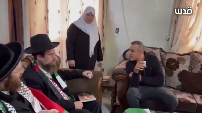 Storica visita degli ebrei ortodossi a Jenin. Ebrei ortodossi e Palestinesi uniti contro l'occupazione: "Vogliamo vivere in coesistenza e pace". - Grandeinganno