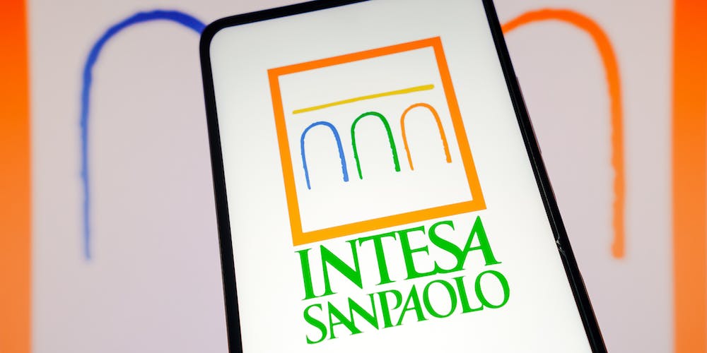 Clienti Intesa Sanpaolo trasferiti forzatamente a Isybank: sorpresi e inferociti | DDay.it