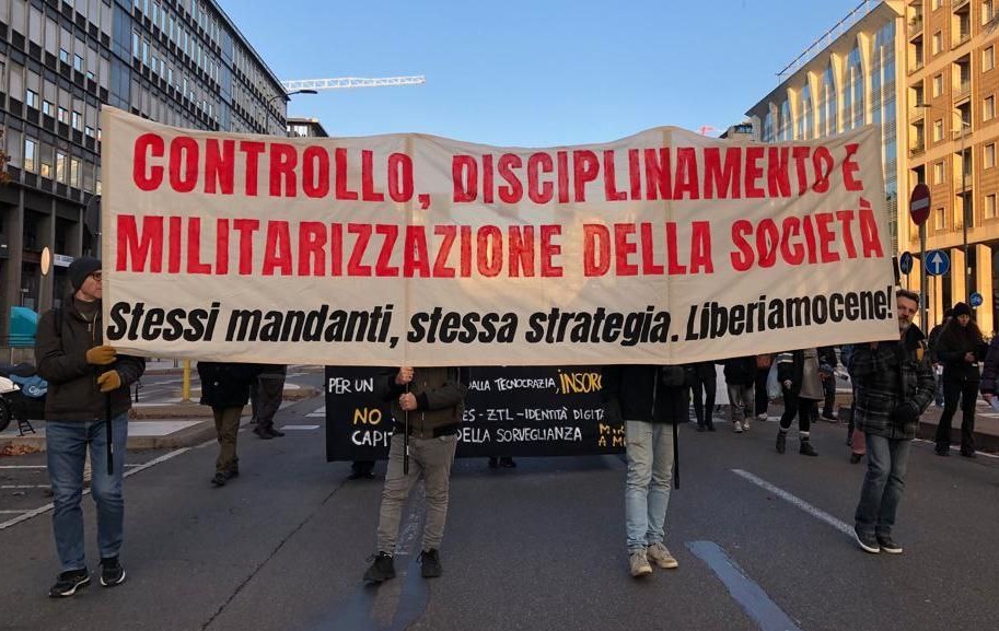 Dai No vax ai No Smart. I movimenti di opposizione - Come Don Chisciotte