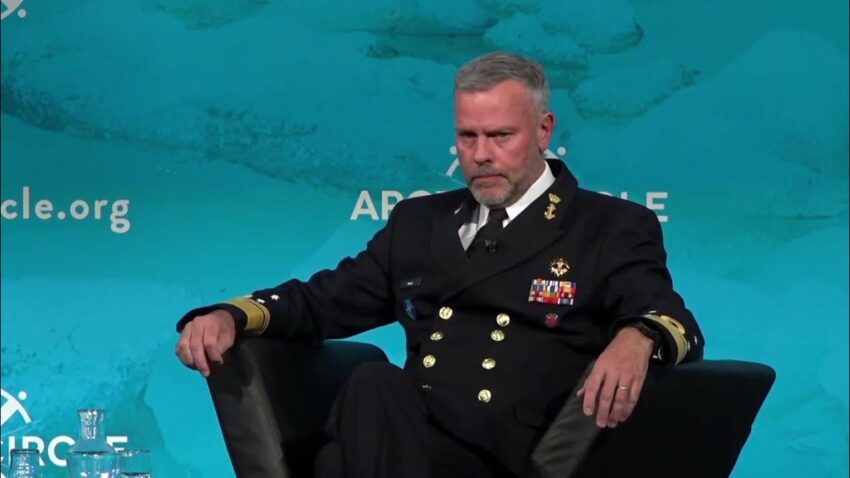 NATO, ammiraglio Rob Bauer: ci stiamo preparando a "Guerra totale con la Russia", reintrodurre la leva nei paesi NATO - Grandeinganno