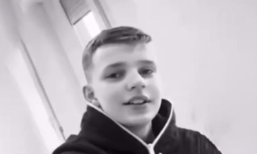 Ragazzino di 13 anni trovato morto nel suo letto dalla sorella mentre cercava di svegliarlo per andare a scuola - Grandeinganno