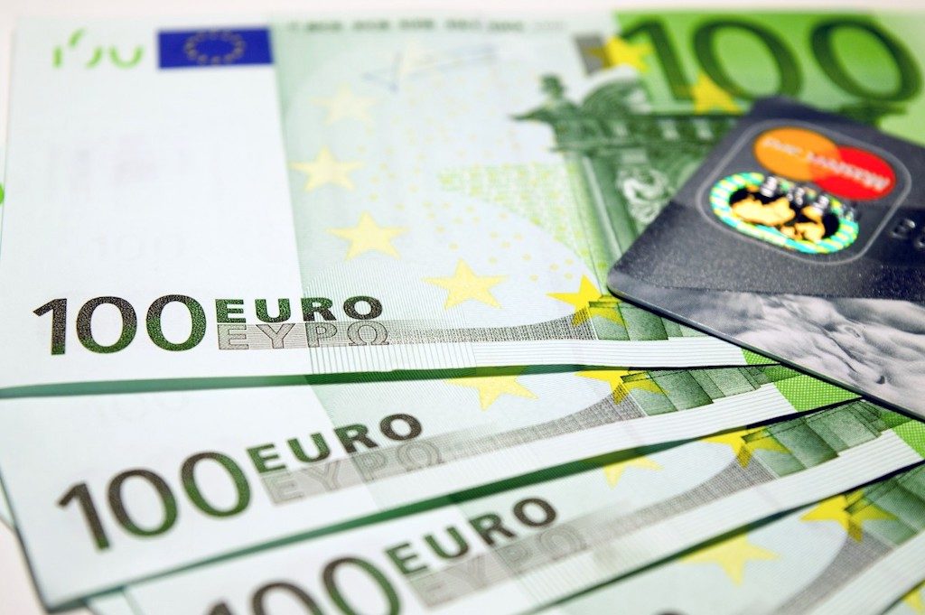 La Bundesbank studia il futuro del contante, e ci sono dei problemi