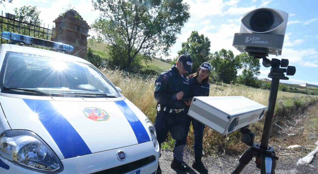 Autovelox vietati su zone30 e superstrade sotto i 70 km orari: nuove regole per i sindaci