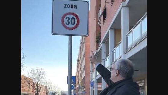 Roma, Gualtieri inaugura una nuova Zona 30 • Imola Oggi