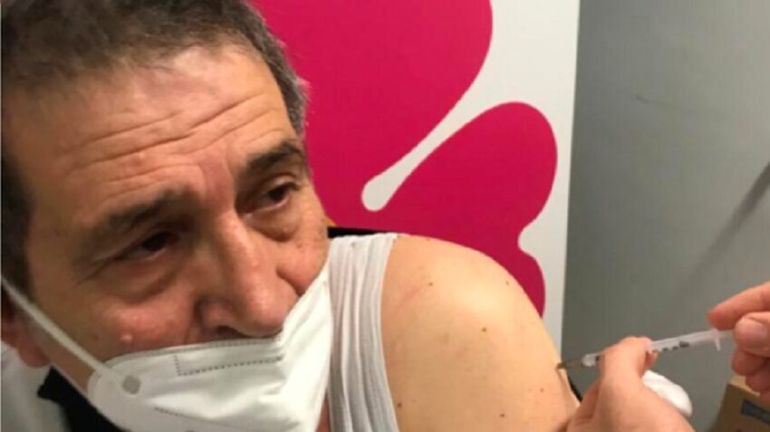 Pediatria dell'Ospedale Perrino di Brindisi ucciso da un "turbo cancro" sui social inveiva contro i non vaccinati - Grandeinganno