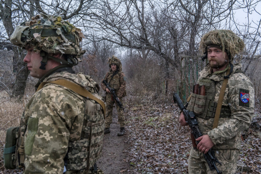 La NATO inizia a schierare truppe in ucraina - Grandeinganno
