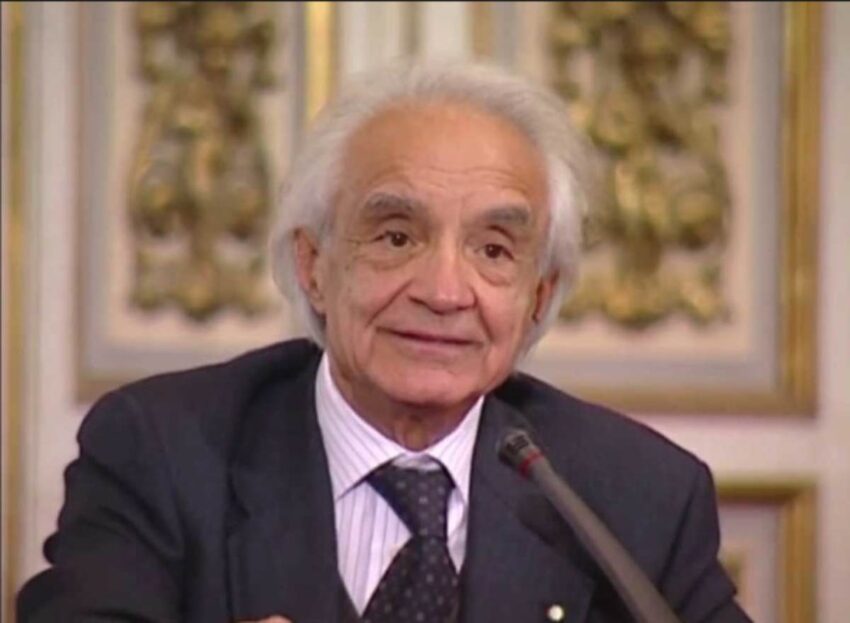 Antonino Zichichi: La teoria dell'evoluzione non è una scienza. - Grandeinganno