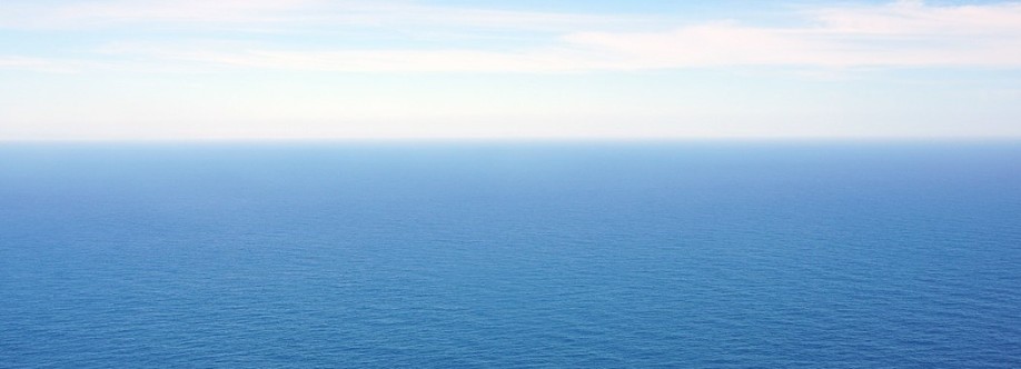 La tua è poesia Cover Image