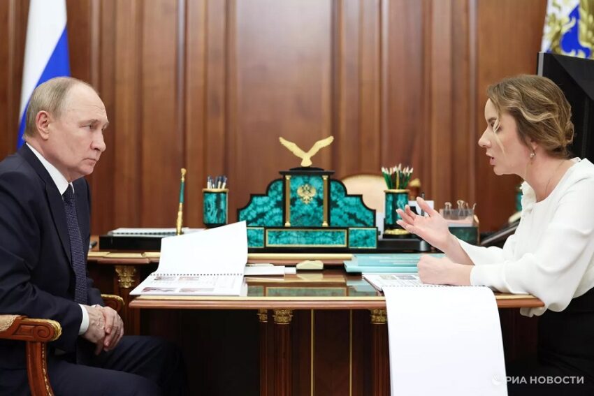 Putin ha definito vergognoso il caso dell'allontanamento dei bambini dalla madre a causa di una stufa non funzionante. - Grandeinganno