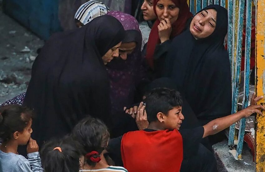 Israele compie un massacro in una scuola: uccisi almeno 40 palestinesi in fuga, tra cui 14 bambini e 9 donne. "Pezzi" di bambini sparsi ovunque. - Grandeinganno