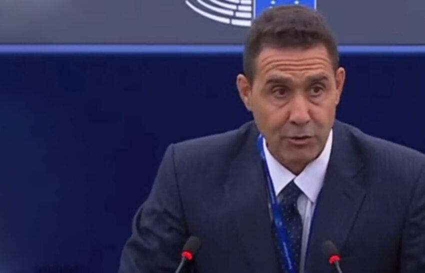 Guerra in Ucraina, generale Vannacci al parlamento europeo: Basta! Tacciano i cannoni! - Grandeinganno