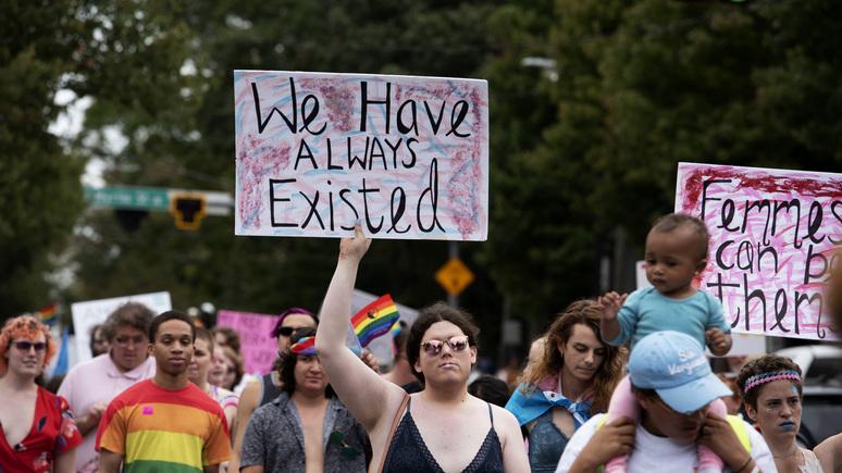Le Figaro: genitori e medici sono allarmati perché sempre più adolescenti fanno una transizione transgender, per poi pentirsene - Grandeinganno