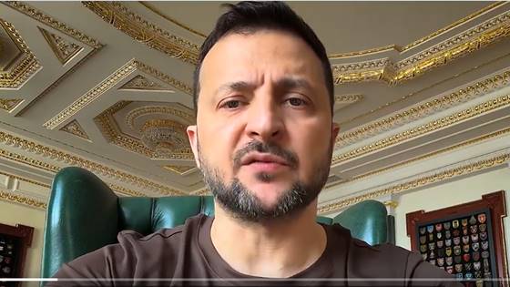 Zelensky: "dobbiamo colpire gli aeroporti militari russi" • Imola Oggi