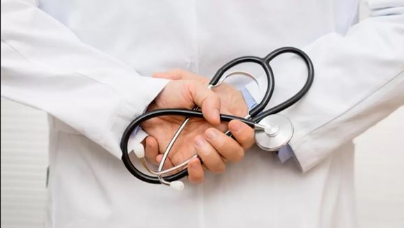Livorno, presunte violenze sessuali su pazienti: medico ai domiciliari • Imola Oggi