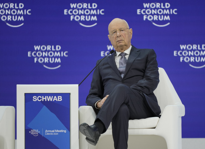 L’IA per soggiogare l’uomo, a Davos si progetta il transumano - La Nuova Bussola Quotidiana