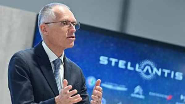 Stellantis, Tavares: 'non abbandoniamo l'Italia, ma servono incentivi' • Imola Oggi