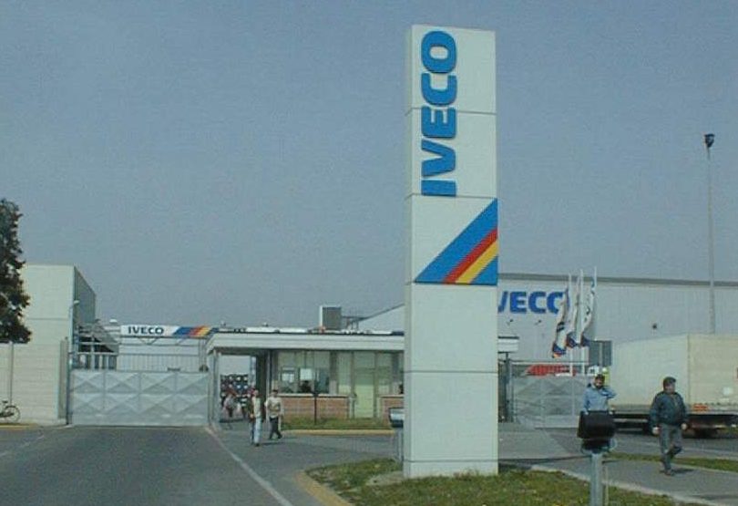 Suzzara, malore all'Iveco: muore un 54enne