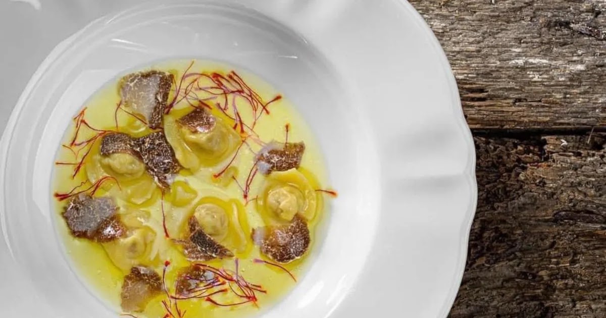 Cappelletti in Brodo di Gallina, Zafferano e Tartufo Bianco! Ricetta!