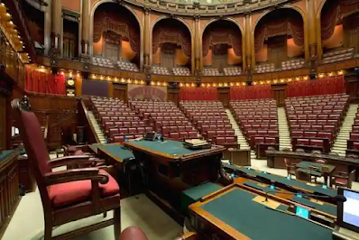 Ripristinare l’Immunità Parlamentare per come prevista dai Padri Costituenti...unico Strumento per garantire il giusto Bilanciamento dei Poteri ed il buon funzionamento della Democrazia!