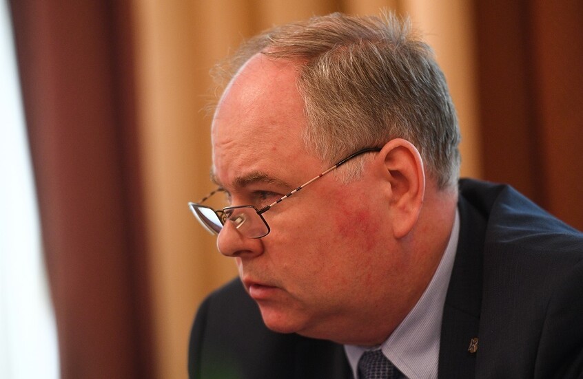 Viktor Vasilyev: la NATO sta accumulando forze ai confini con la Russia, un'invasione sarebbe pura follia - Grandeinganno