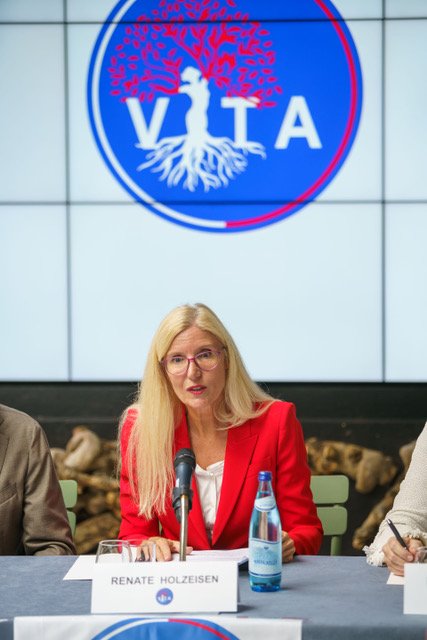 Questo cambia tutto! EMA e Commissione Europea finalmente ammettono i morti per i