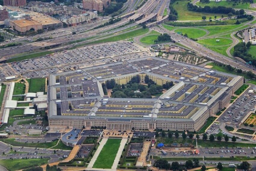 Pentagono: non c’è motivo di credere che dietro la comparsa dei droni possa esserci un altro paese e non rappresentano una minaccia - Grandeinganno