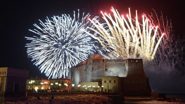 Capodanno Napoli 2025: 4 Giorni di Eventi Gratuiti e Spettacoli Unici | Napoli da Vivere