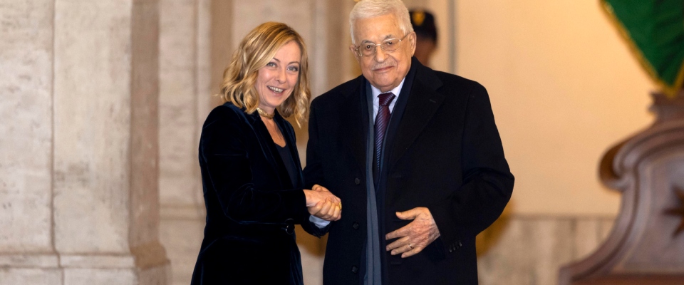 Meloni riceve Abu Mazen: "Impegno massimo per Gaza, Palestina e Israele devono coesistere" - Secolo d'Italia