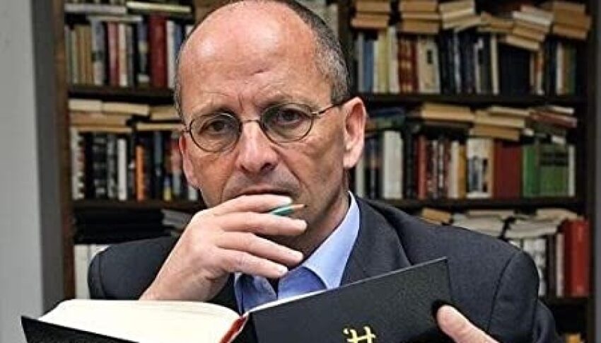 Mauro Biglino a Studio Aperto parla del Dio alieno della Bibbia - Grandeinganno