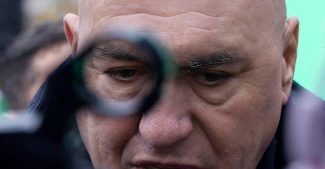 L’INCREDIBILE TRUFFA DEL FALSO MINISTRO CROSETTO...CADE IN TRAPPOLA ANCHE MORATTI , MA SPUNTANO ALTRE DENUNCE !